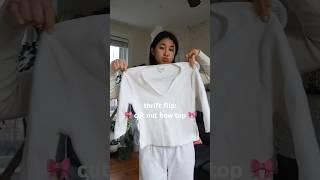 THRIFT FLIP - cut out bow top