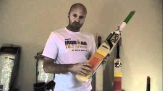 Beserker T20 RS cricket bat review by cricket store online 45mm edges