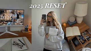 let's reset for 2025  goal setting, vision board, decluttering/organizing & 5 ⭐ reads