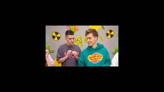 НАОБОРОТ. Едим САМЫЕ КИСЛЫЕ КОНФЕТЫ в Мире !