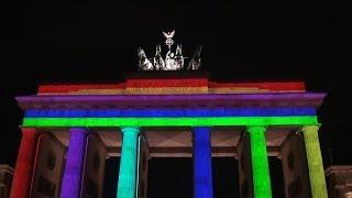 Festival of Lights - Berlin - Brandenburger Tor und Hotel Adlon