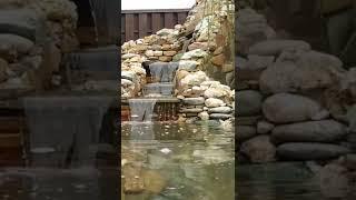 Искусственный водопад.