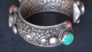 BODHI – ancient Tibetan bracelet in silver, coral and turquoise