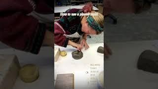 Look how I un-mold, this is my own technique #shorts #ceramics #artist