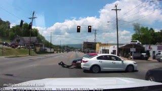 Driver makes left turn, hits oncoming car Rossville, GA--04-25-16