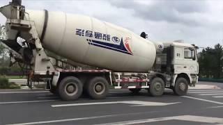 When Shacman F3000 Mixer Truck Meets HOWO 7-380