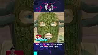 PLAY OF THE DAY - SEMI-FINALS: flameZ's x-ray vision activated 