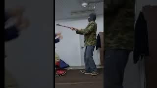 защита тростью удар  в горло  protection with a cane a blow to the throat