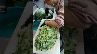 행복하게 칼질 또또 칼질~ #추어탕 3인분 13000원 주문 010 3535 9509 #단배추 #거창추어탕