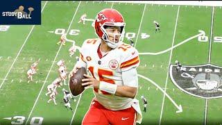 Is Mahomes' Lack of Trust in Receivers Hurting his Decision Making?  | Kurt Warner x QB Confidential