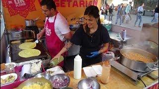 HORN OK PLEASE: Yummy Samosa Chaat, Mung Dal Masala Dosas & Bhel Puri - Indian Street Food in London