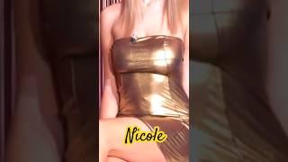 NICOLE |  Golden Blonde Crossed Legs Poses (Calcio e Pepe)