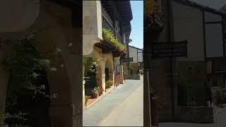 Mogrovejo,cantabria(España).#pueblosmedievales #cantabriaturismo#pueblosbonitos