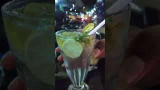 ‍95 ரூவாய்க்கு 1 Chicken Burger  1 French Fries  1 Mojito⁉️ #Shorts