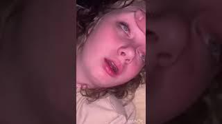 sleep girl eyecheck