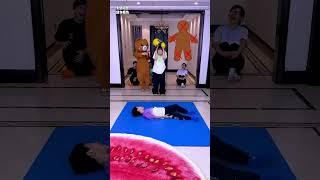Quilt Challenge, No Skills, Just Luck#Funnyfamily #Partygames #Funny