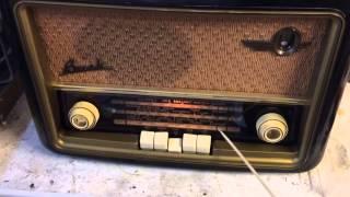 Bush VHF61 Radio: Fully Restored + Capacitor Problems