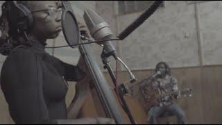 Jamila Falak w/ Elly B | Friends With Benefits (Acoustic) | Grafton Sessions