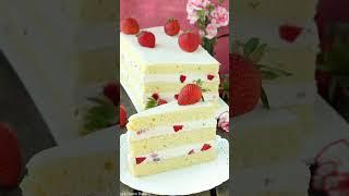 Strawberry desserts#shortsviral #youtubeshorts #desserts |Sara Rahman...