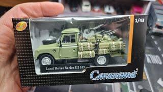 Cararama Land Rover Series three loaded with weapons. Diecast military vehicle!