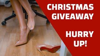 Christmas Giveaway - Miss Red