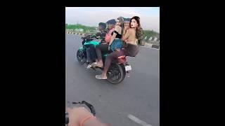 Police Ko Chakma Diya 1 Bike Par 4 Chapri | Without Helmet | Crazy | Super Bike Zx10r | H2