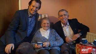 Neil Prendeville Visits 100 Year Old Mary McGrath with Finbar Wright | Cork's RedFM