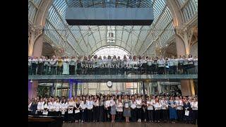 SONGS FOR UKRAINE - ROYAL OPERA HOUSE CHORUS & SONGS FOR UKRAINE CHORUS, LONDON