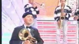 Bourvil  "C'est l'piston,Papa joue du Trombone" France 2