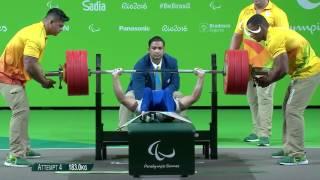 Le Van Cong sets world record in men's -49kg | Rio 2016 Paralympics