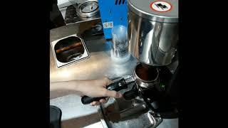 Tutorial making coffee latte art from Barista : Dimas Aditya