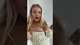 Braless no bra bouncy bouncing boobs dancing tiktok nip slip boob