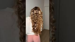 JLo hair do you need tutorial? #hairhack #hairstyle #longhair #beautifulcurls #hairtutorial #top