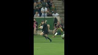 Never underestimate Beauden Barrett  #shorts