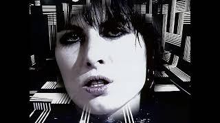 Pretenders - Talk Of The Town (Official Music Video)