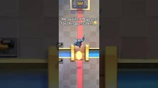 Mini pekka finally got his pancake! 