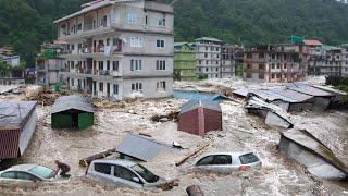 5 Minutes ago in China! Mountains and rivers collapsed in Sichuan, houses and cars destroyed