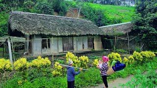 Single Mother and her daughter move into a decaying abandoned house to live and renovate it.