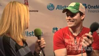 CMAs 2011 - James Wesley Interview with 969 The Kat.mp4