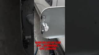 CRV FIRST GEN ..Clean gas cap  and door