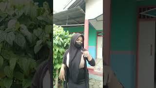 tiktok jilbobs hitam toge menonjol