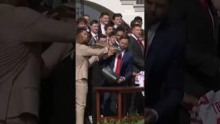 JD Vance fumbles Ohio State’s national championship trophy
