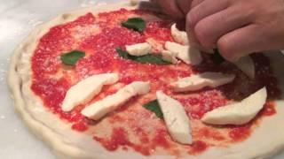 Neapolitan Margherita Pizza