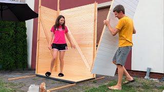 Couple Builds Amazing SHED-CONSTRUCTOR DIY - TIMELAPSE