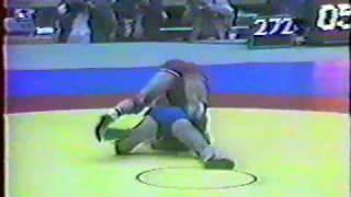 David Schultz vs Taram Magomadov, 1983 WCh