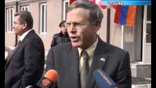 20 Refugee Families Receive New Apartments in Kasakh Collective Center_by Yerkir Media TV