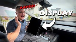 Tesla Display Model Y – finally swiveling!