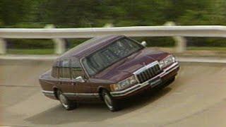 MotorWeek | Retro Review: 1990 Lincoln Town Car