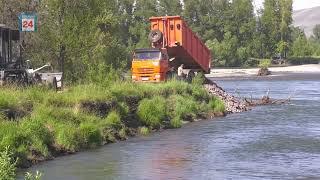 Река изменила русло, вода приблизилась к одной из скважин городского Водоканала