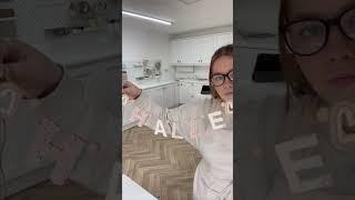 Behind the scenes of making a mixed name garland!
